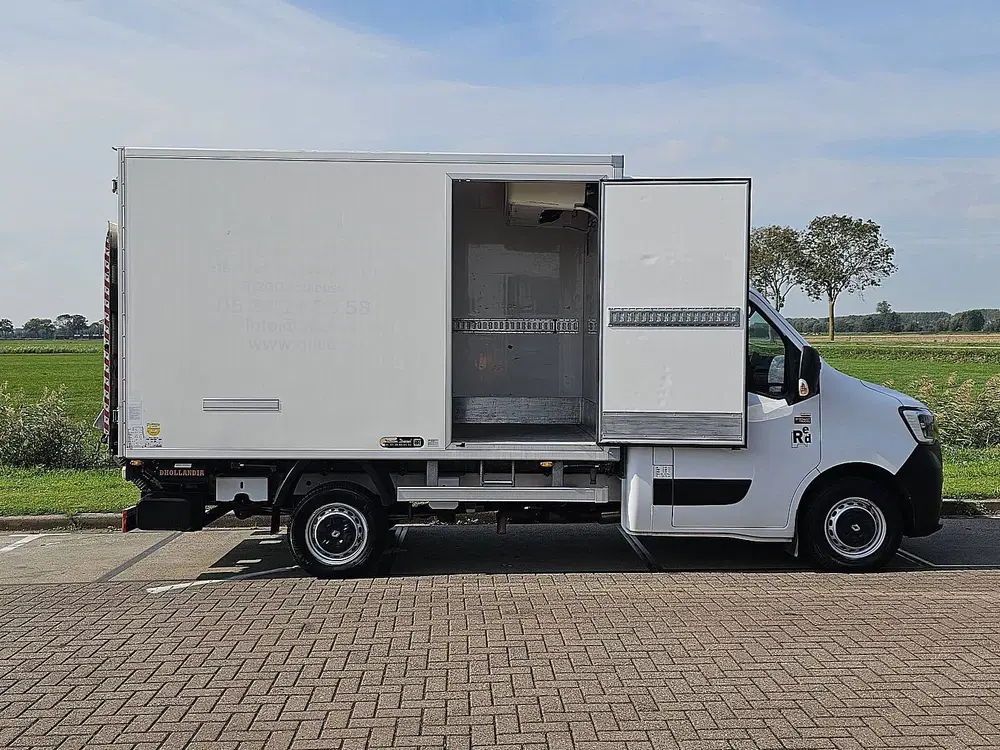 Renault Master 2.3 Koelwagen uit 2020, foto 13