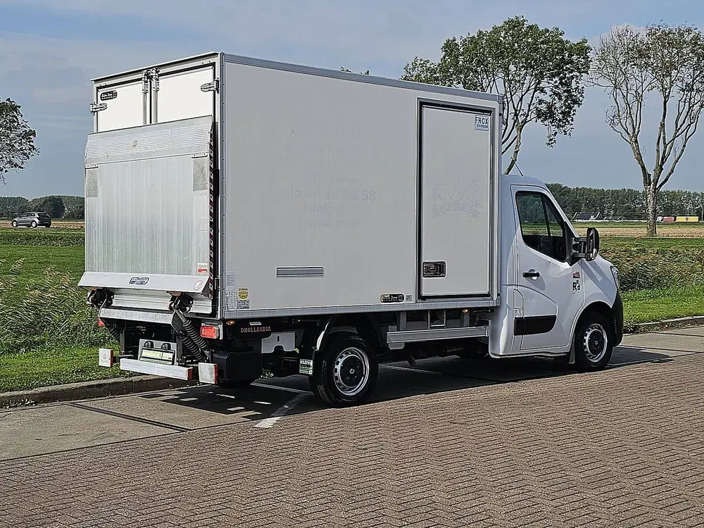 Renault Master 2.3 Koelwagen uit 2020, foto 3