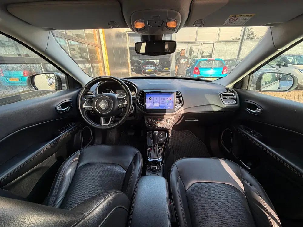 Jeep Compass 1.4 MultiAir Limited 4x4 Aut uit 2019, foto 2
