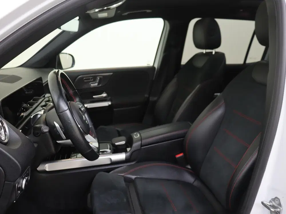 Mercedes-Benz GLB 180 Business Solution AMG Panoramadak uit 2021, foto 11