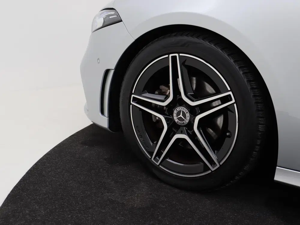 Mercedes-Benz A-Klasse 180 Business Solution AMG Night Upgra uit 2019, foto 10