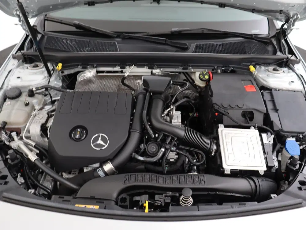 Mercedes-Benz A-Klasse 180 Business Solution AMG Night Upgra uit 2019, foto 11
