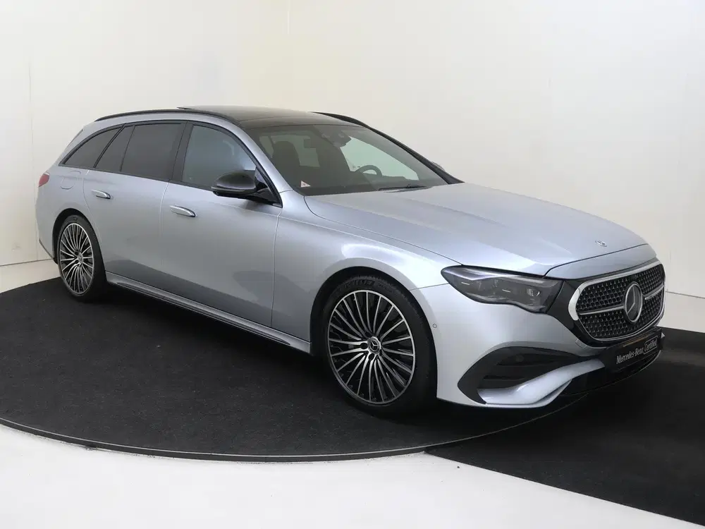 Mercedes-Benz E-Klasse 300 e Sport Edition uit 2025, foto 2