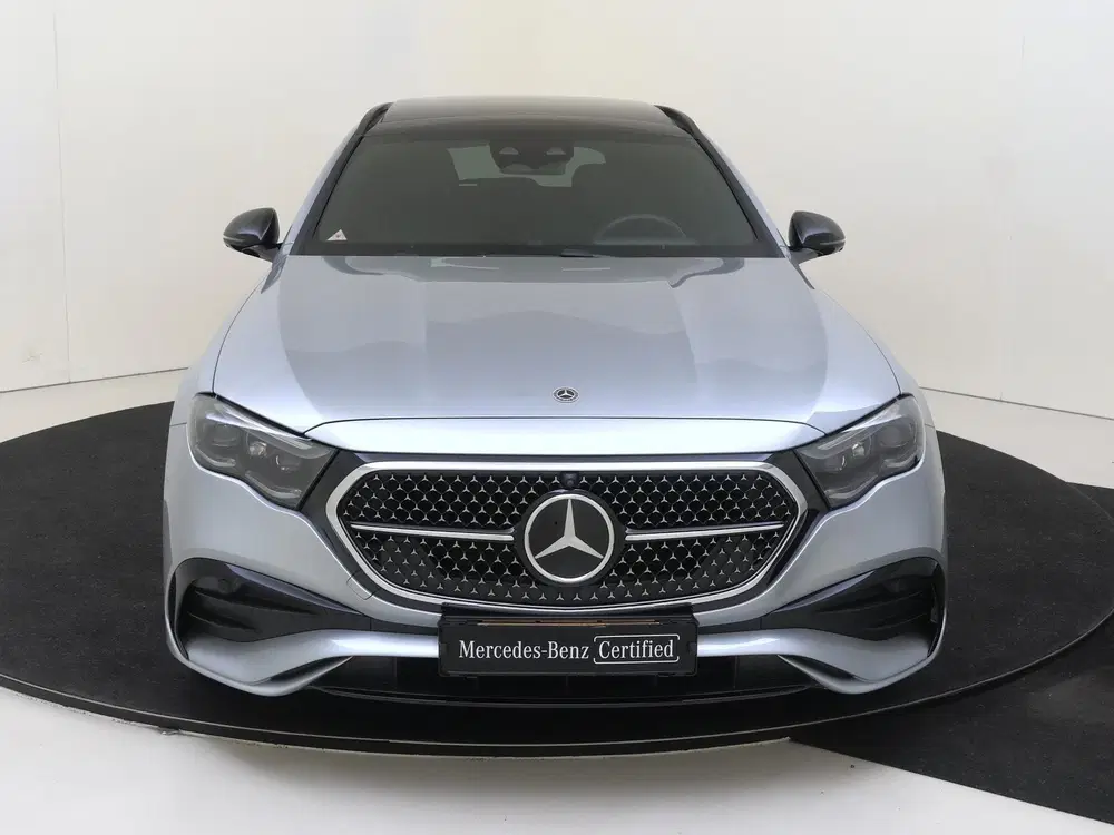 Mercedes-Benz E-Klasse 300 e Sport Edition uit 2025, foto 6