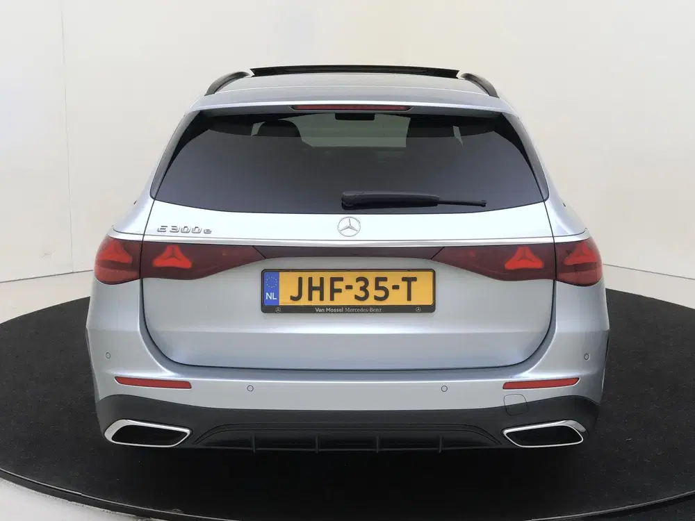 Mercedes-Benz E-Klasse 300 e Sport Edition uit 2025, foto 7