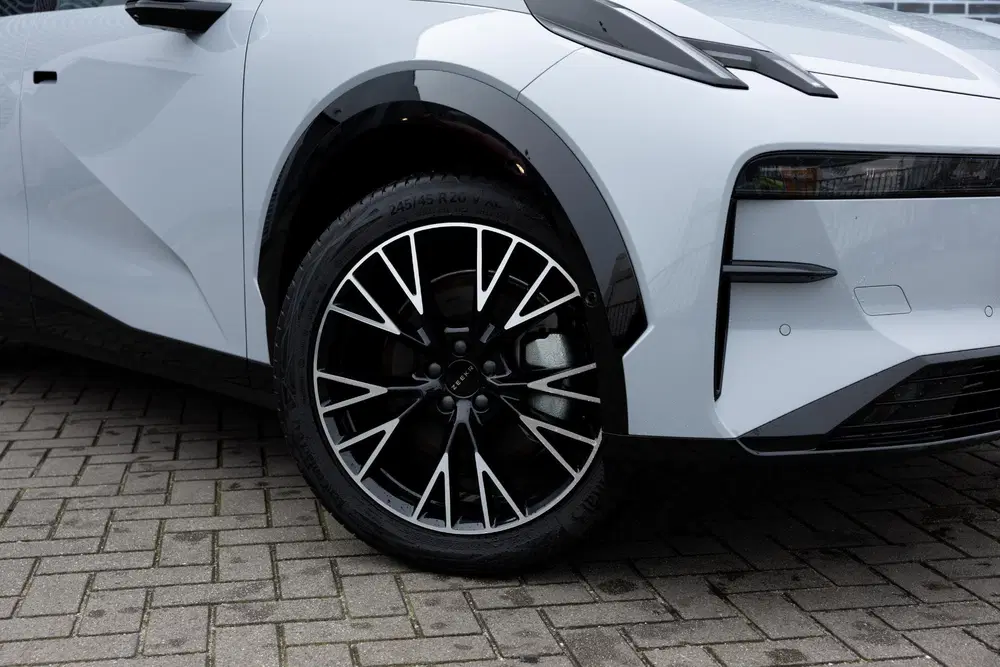 Zeekr X AWD Privilege 69 kWh uit 2024, foto 12