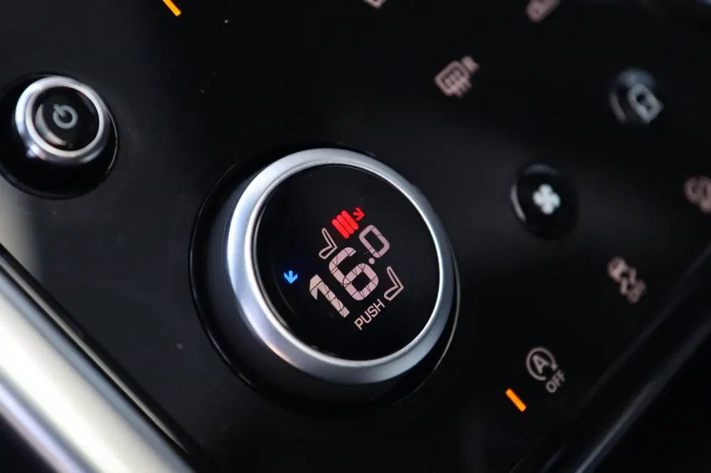 Land Rover Discovery Sport P300e 1.5 R-Dynamic SE uit 2023, foto 13