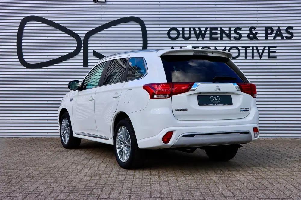 Mitsubishi Outlander 2.4 PHEV Intense uit 2019, foto 4