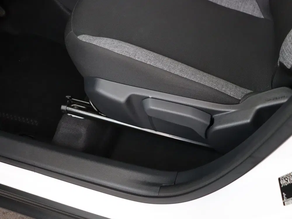 Toyota Aygo X 1.0 VVT-i MT Play uit 2023, foto 14