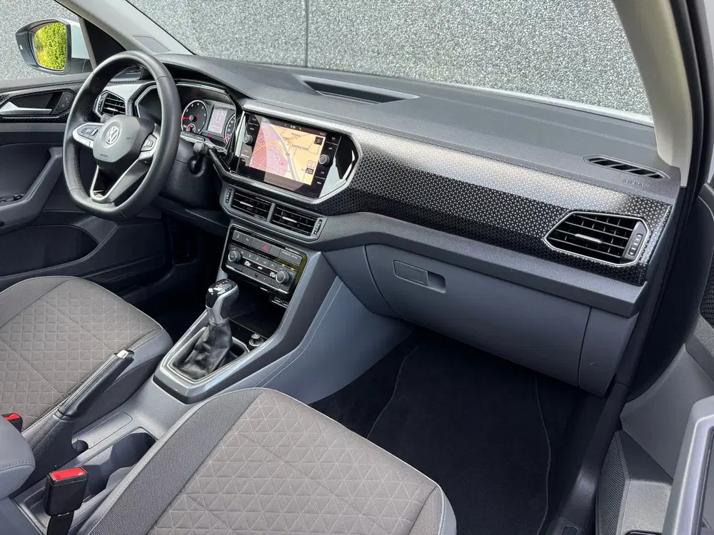 Volkswagen T-Cross 1.0 TSI R-line uit 2020, foto 10