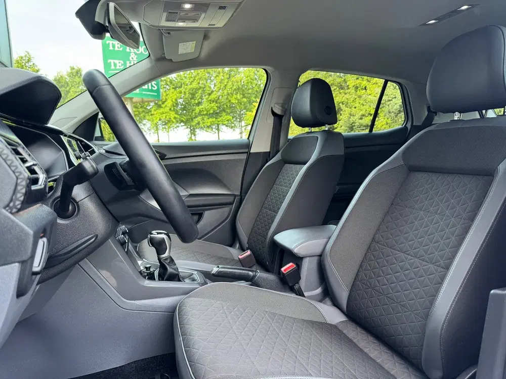 Volkswagen T-Cross 1.0 TSI R-line uit 2020, foto 11