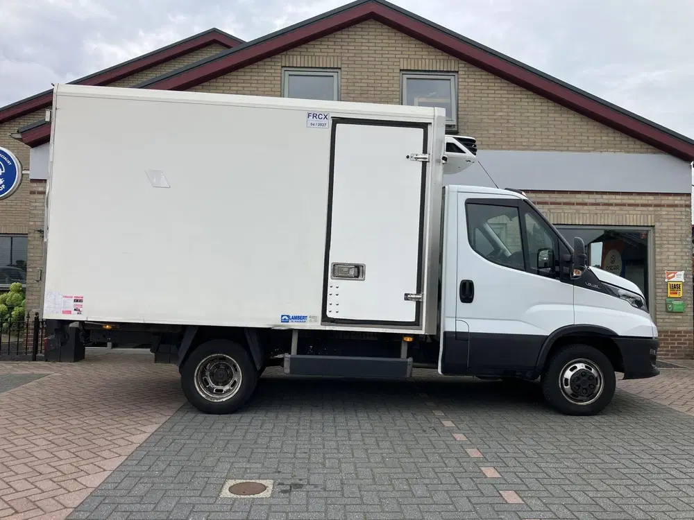 Iveco Daily 35C14H 2.3 345 uit 2021, foto 12