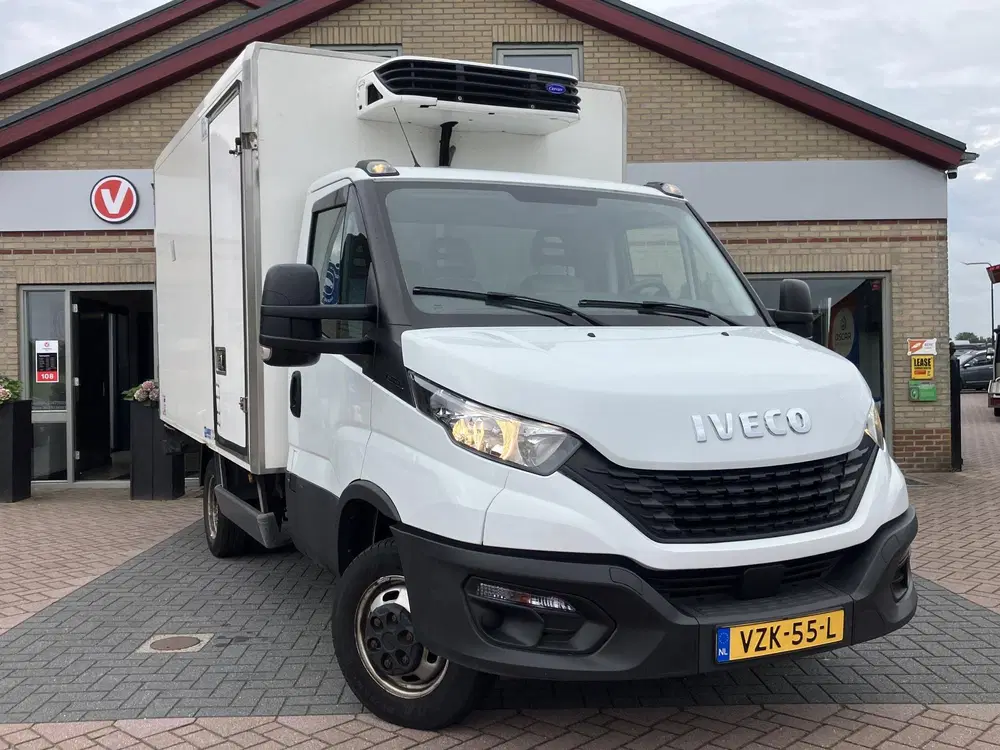 Iveco Daily 35C14H 2.3 345 uit 2021, foto 2
