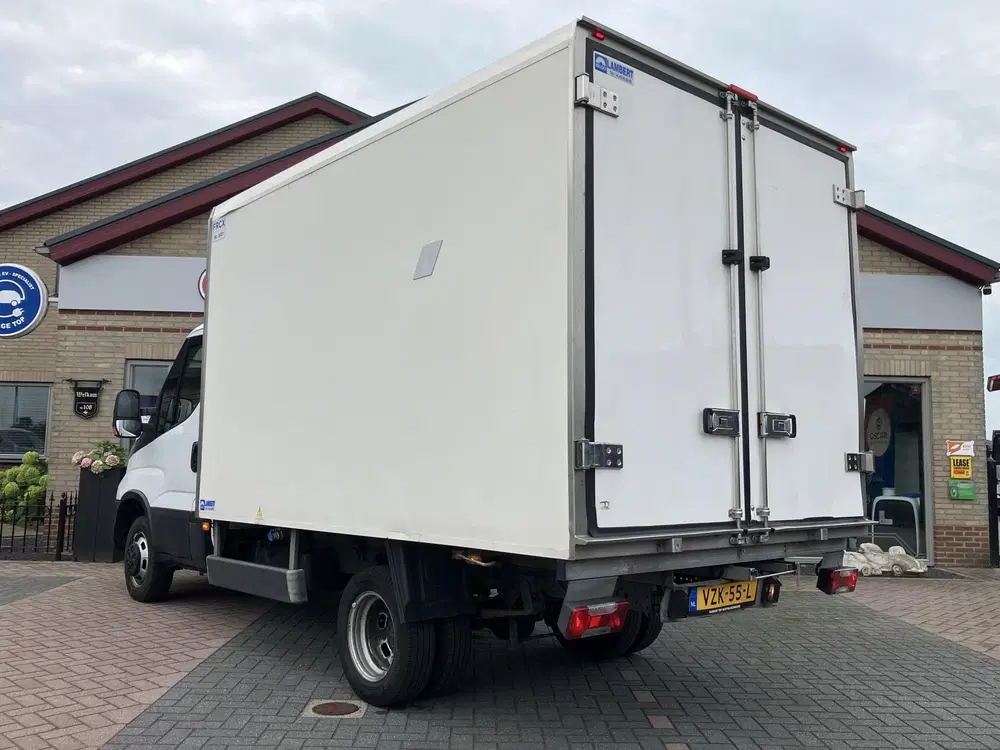 Iveco Daily 35C14H 2.3 345 uit 2021, foto 8