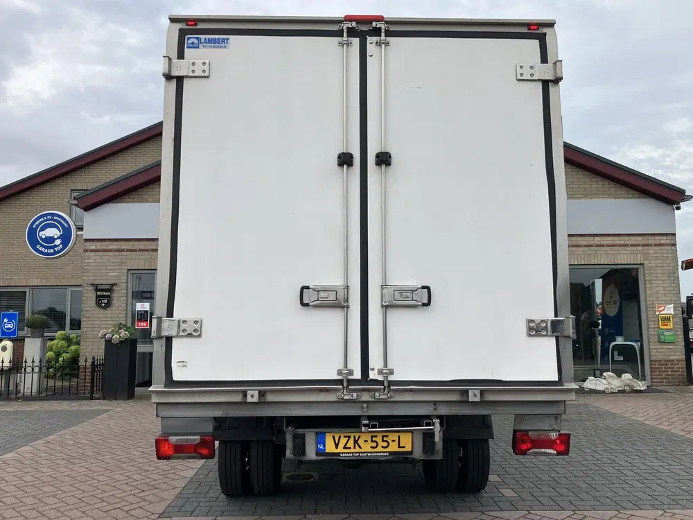 Iveco Daily 35C14H 2.3 345 uit 2021, foto 9