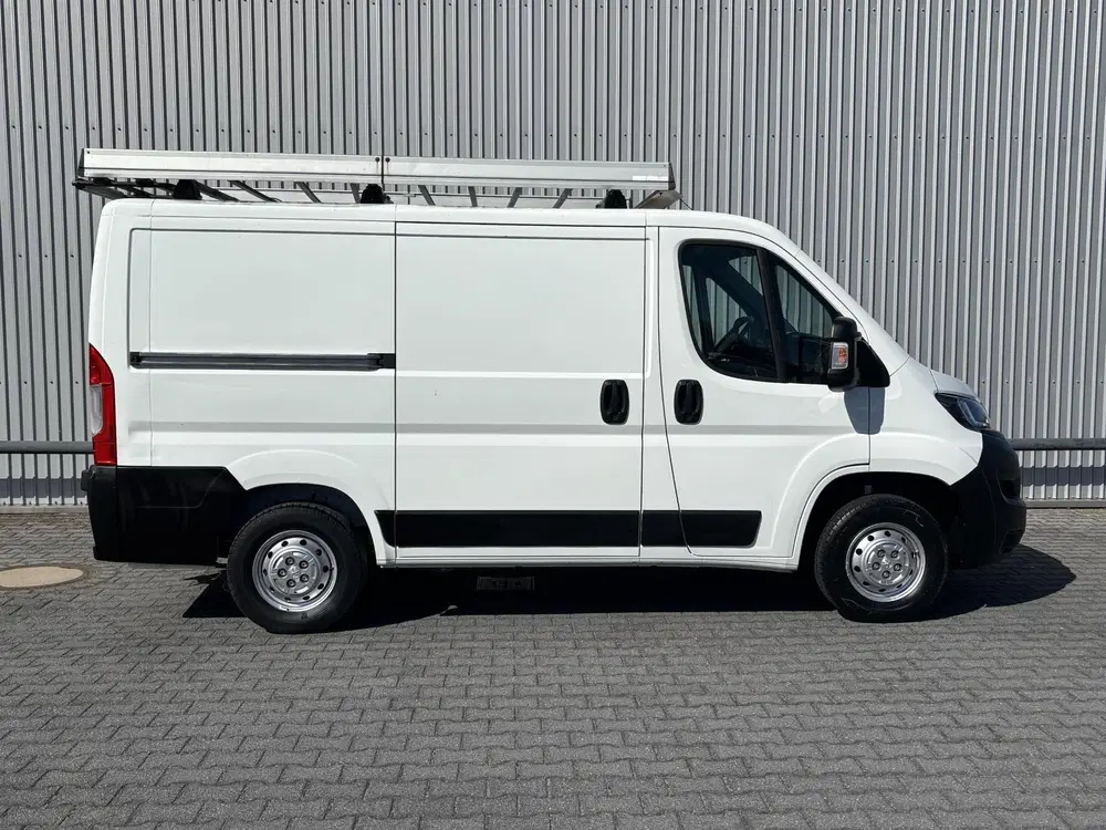 Peugeot Boxer 330 2.2 HDi 120 L1H1*AIRCO*CAMERA*CRUISE*P uit 2020, foto 3