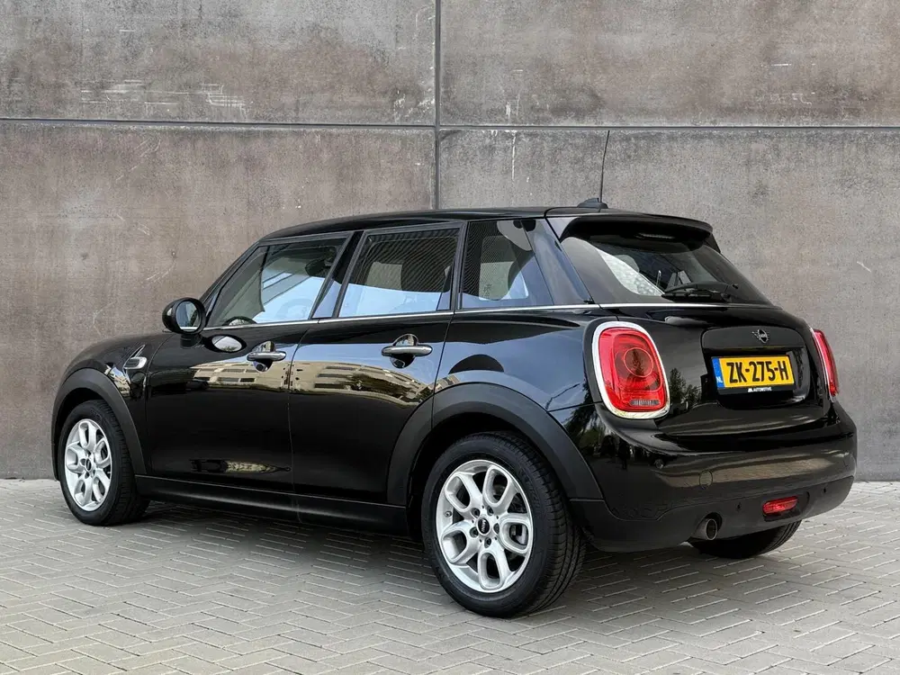 Mini One 1.5 One Pepper uit 2019, foto 2