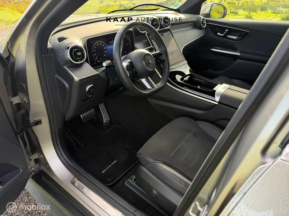 Mercedes-Benz GLC Mercedes GLC-klasse 300e 4MATIC AMG-LINE A uit 2023, foto 5