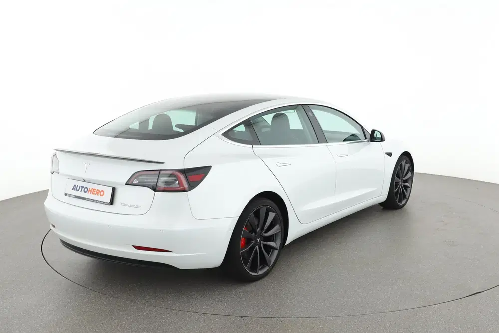 Tesla Model 3 Performance AWD 75 kWh uit 2019, foto 6