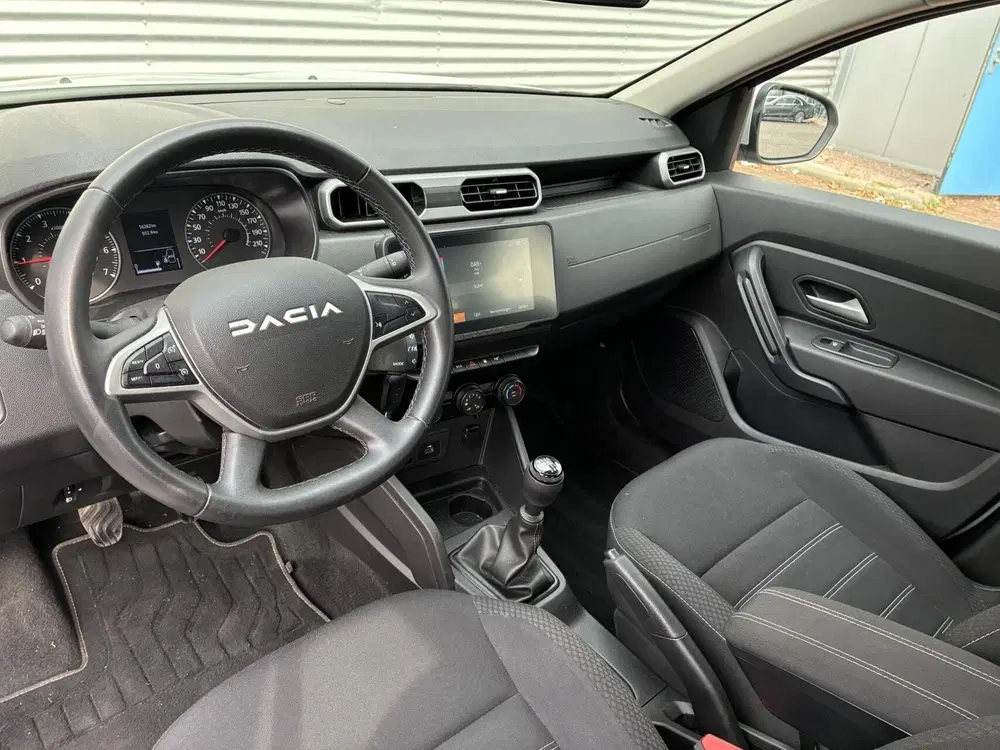 Dacia Duster 1.0 TCe Hoge Instap Airco cruise Carplay L uit 2023, foto 4