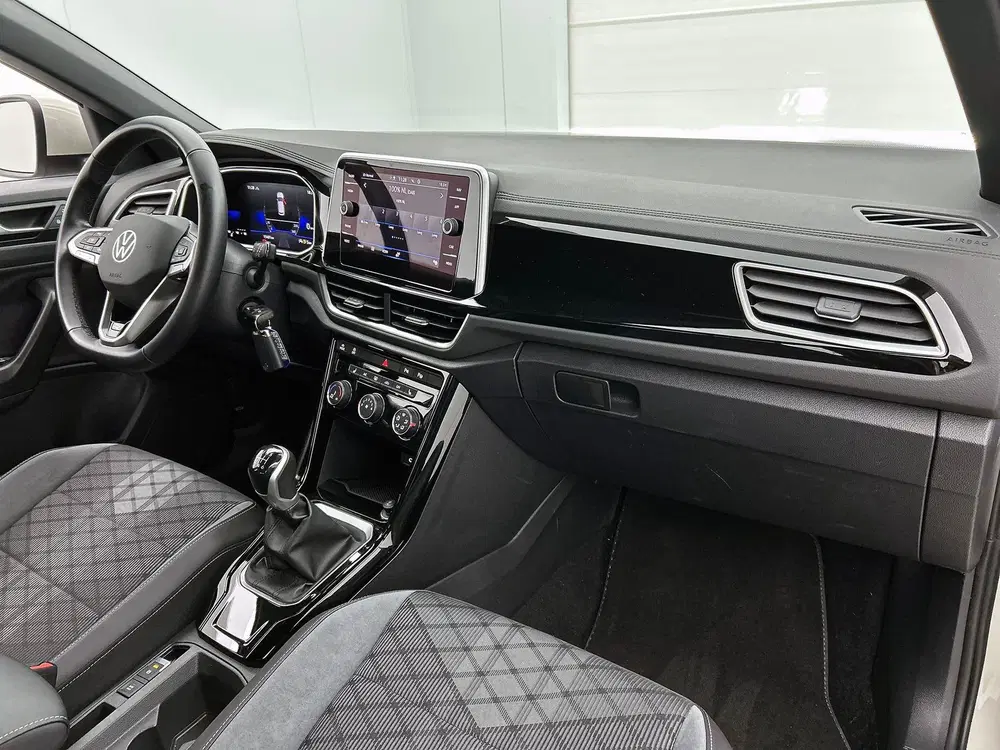Volkswagen T-Roc 1.0 TSI R-Line uit 2024, foto 13