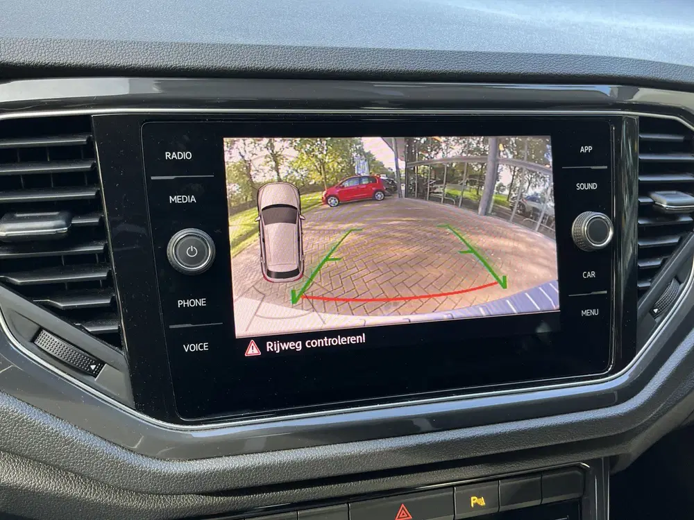 Volkswagen T-Roc 1.5 TSI Sport uit 2020, foto 13