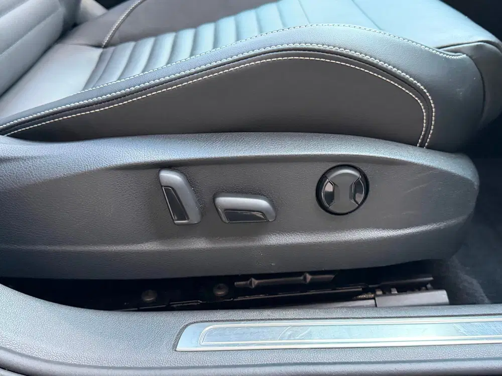 Volkswagen Passat 1.4 TSI PHEV GTE uit 2020, foto 13