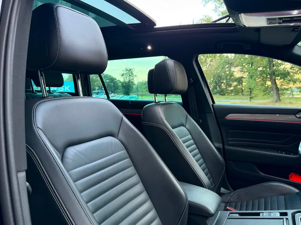 Volkswagen Passat 1.4 TSI PHEV GTE uit 2020, foto 14