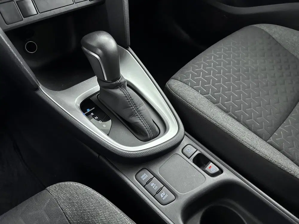 Toyota Yaris Cross 1.5 Hybrid Dynamic uit 2022, foto 14