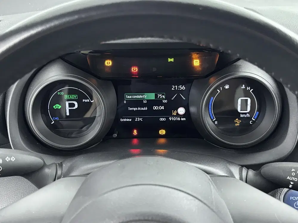 Toyota Yaris Cross 1.5 Hybrid Dynamic uit 2022, foto 8