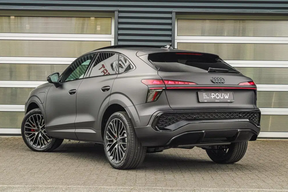 Audi Q3 1.5 e-hybrid 272pk S Edition uit 2026, foto 12