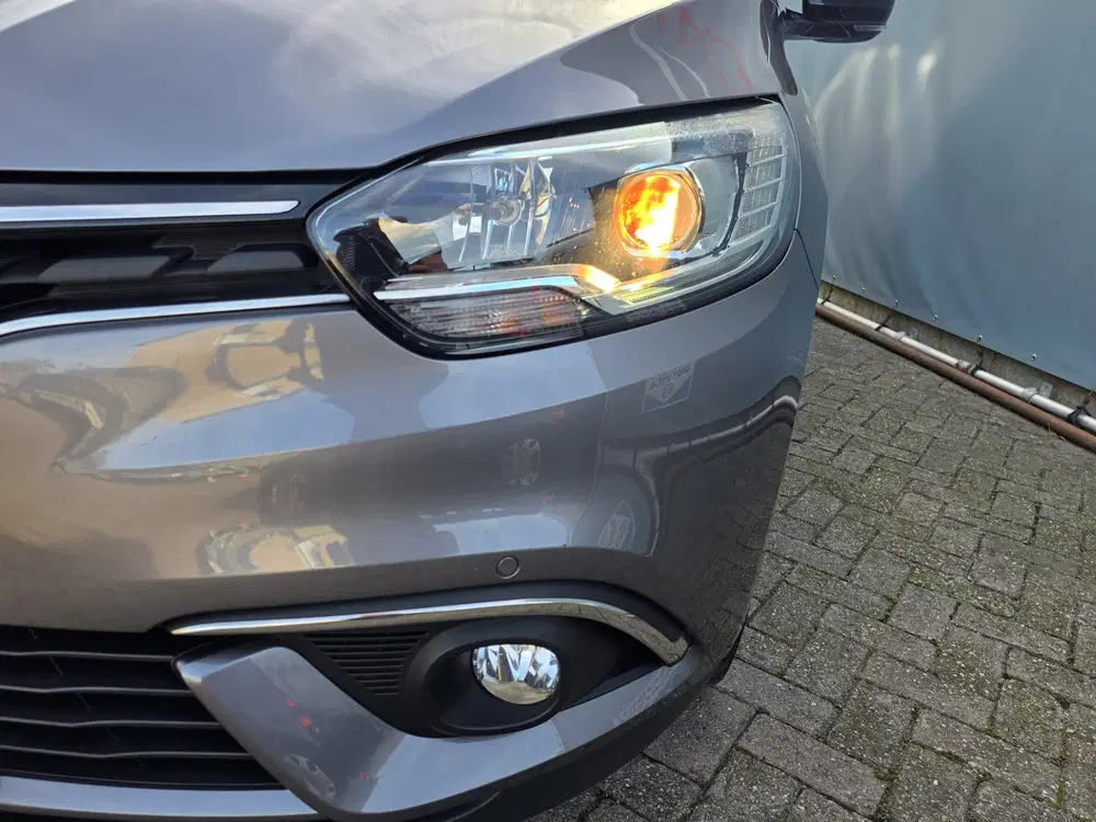 Renault Scenic Scénic 1.3 TCe Intens NAVI TEL CAMERA CRUI uit 2020, foto 10