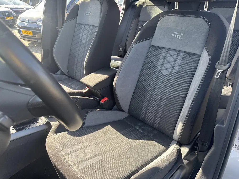 Volkswagen Polo 1.0 TSI R-Line LED uit 2025, foto 10