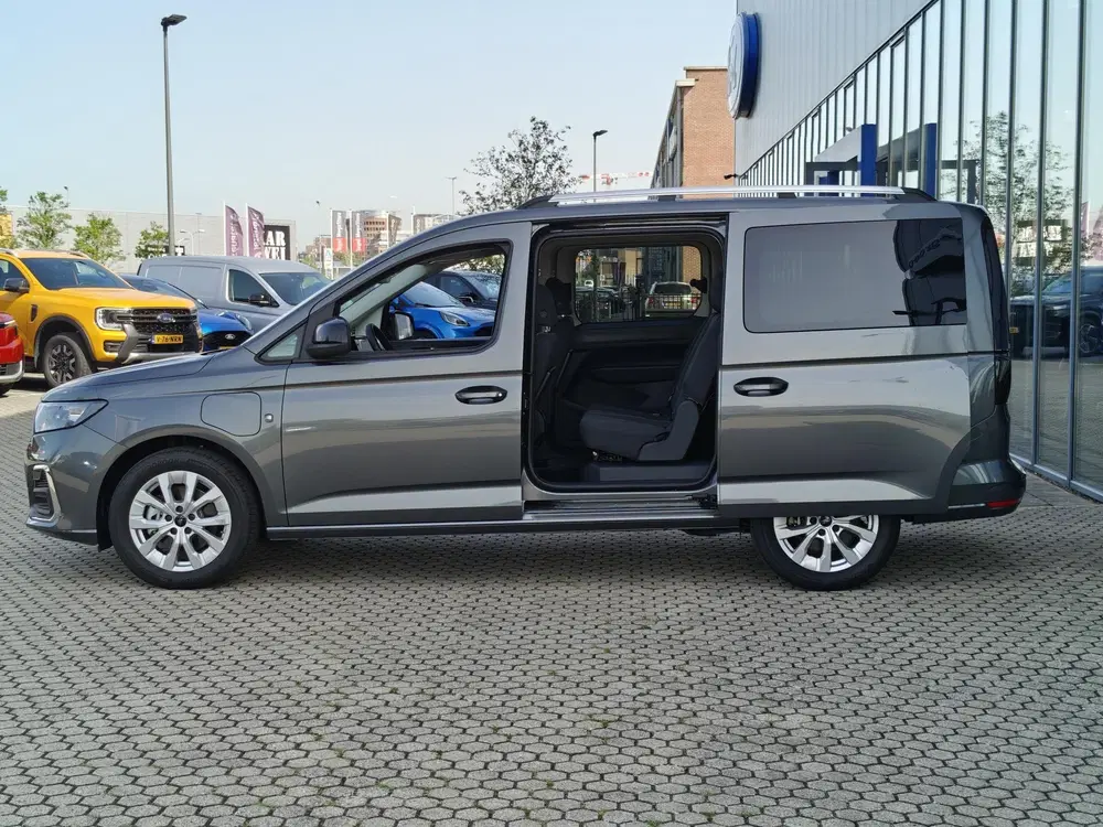 Ford Tourneo Connect Titanium 1.5 PHEV 7 persoons uit 2025, foto 3
