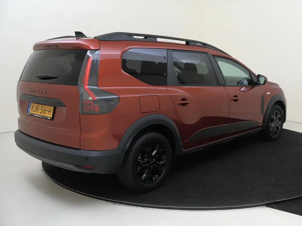 Dacia Jogger 1.8 hybrid 155 limited edition 7p AUTOMAAT uit 2026, foto 4