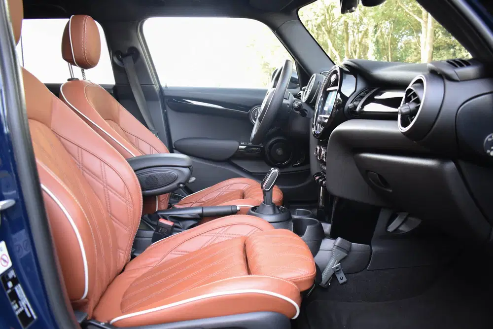 Mini Cooper 1.5 Cooper 60 Years uit 2019, foto 4