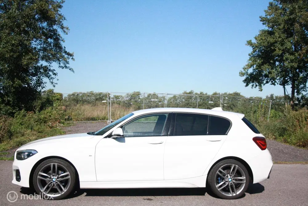BMW 1-serie 118i M Sport BTW High Executive Automaat L uit 2019, foto 5