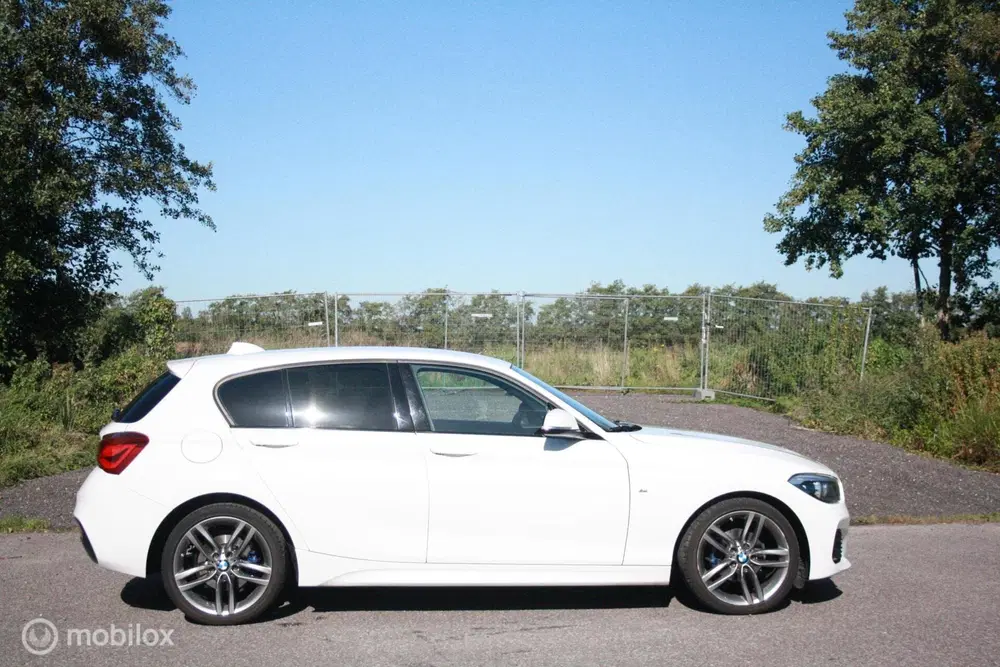 BMW 1-serie 118i M Sport BTW High Executive Automaat L uit 2019, foto 6