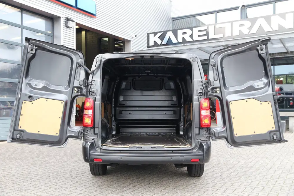 Citroën Jumpy 2.0 BlueHDI 180 uit 2024, foto 3