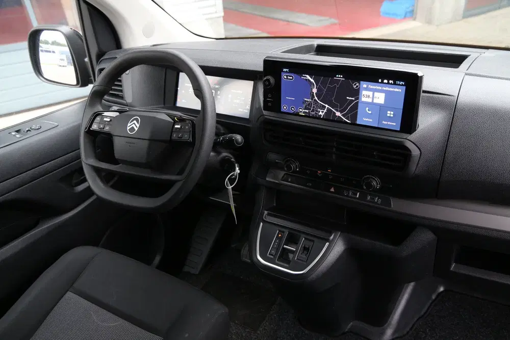 Citroën Jumpy 2.0 BlueHDI 180 uit 2024, foto 5