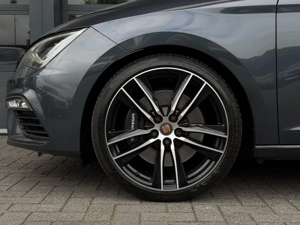 SEAT Leon 2.0 TSI CUPRA Panorama uit 2020, foto 11