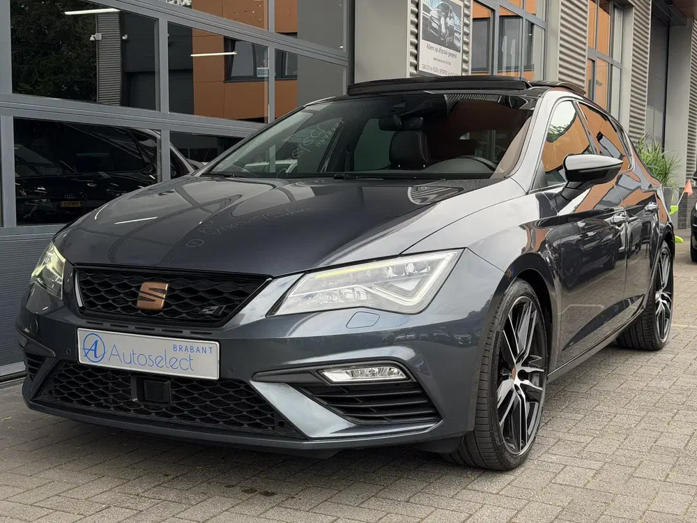 SEAT Leon 2.0 TSI CUPRA Panorama uit 2020, foto 9