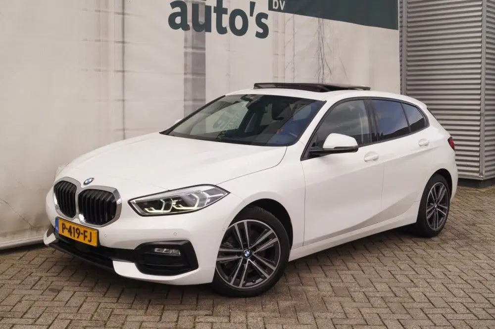 BMW 1-serie 118i Sportline Business Edition -PANO-ECC uit 2022, foto 3