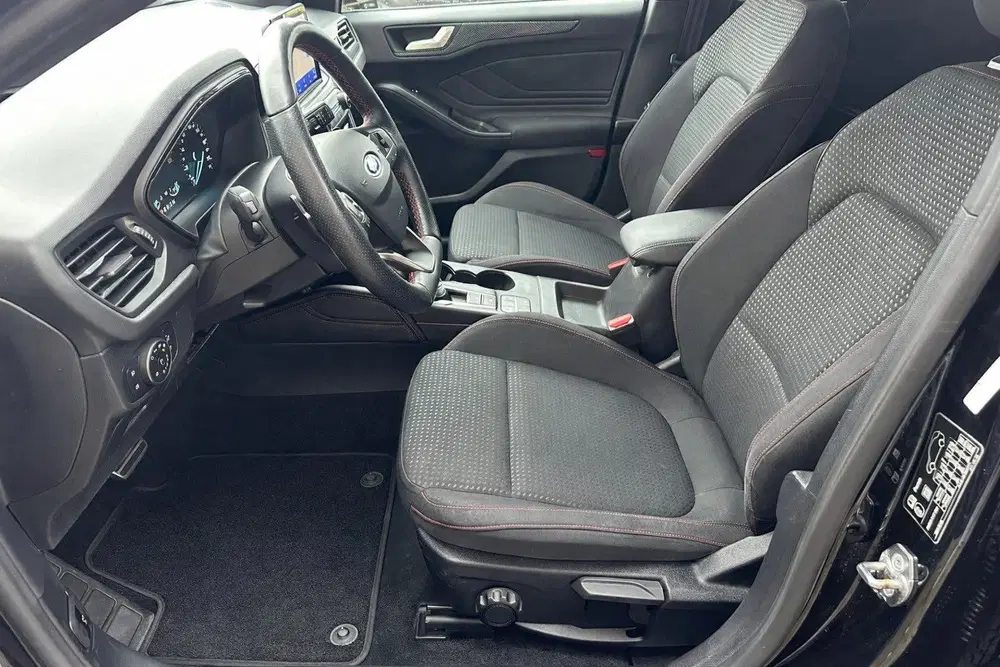 Ford Focus 1.0 EcoBoost ST Line Business Achteruitrij uit 2019, foto 10