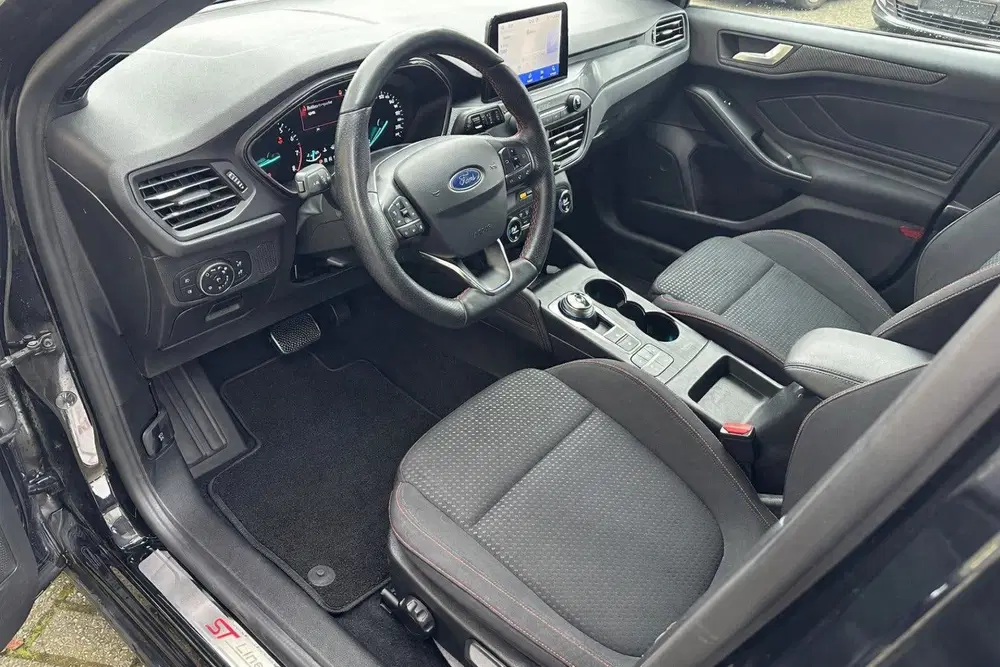 Ford Focus 1.0 EcoBoost ST Line Business Achteruitrij uit 2019, foto 9
