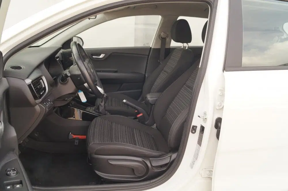Kia Stonic 1.0 T-GDi MHEV DynamicLine Pack -NAVI-ECC uit 2021, foto 7