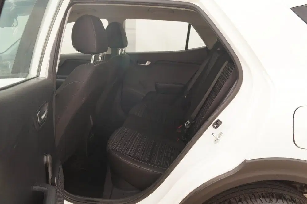 Kia Stonic 1.0 T-GDi MHEV DynamicLine Pack -NAVI-ECC uit 2021, foto 8