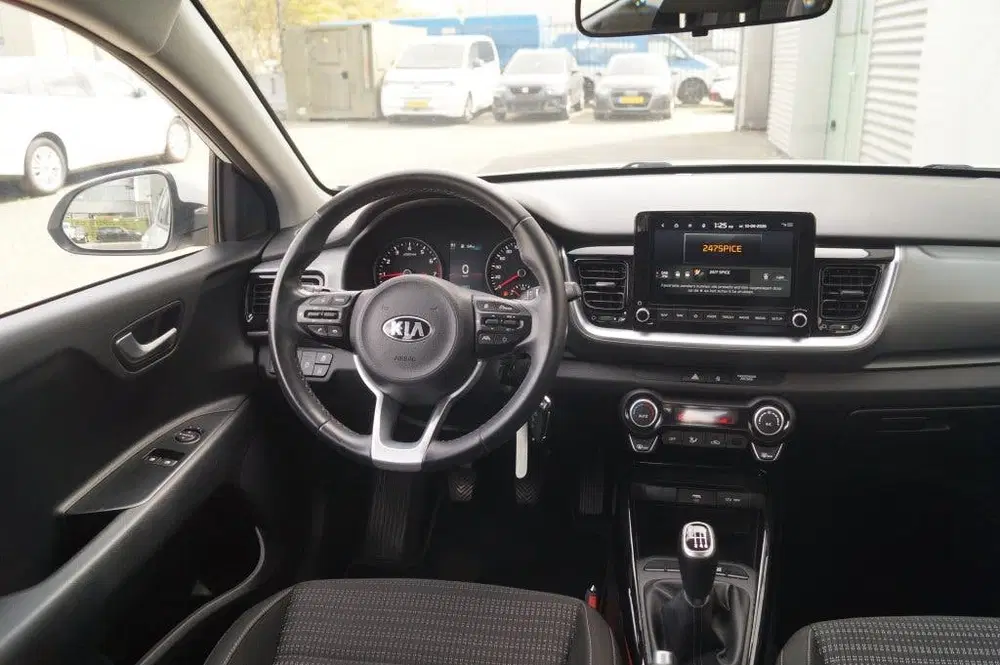 Kia Stonic 1.0 T-GDi MHEV DynamicLine Pack -NAVI-ECC uit 2021, foto 9