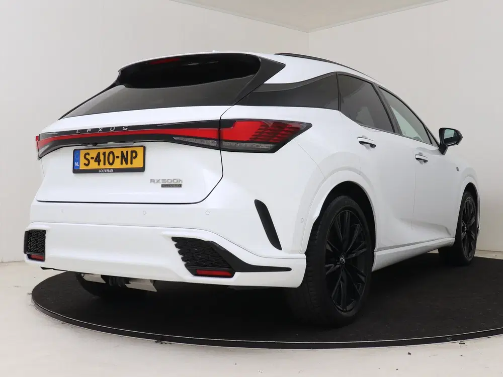 Lexus RX 500h F Sport Line uit 2023, foto 2