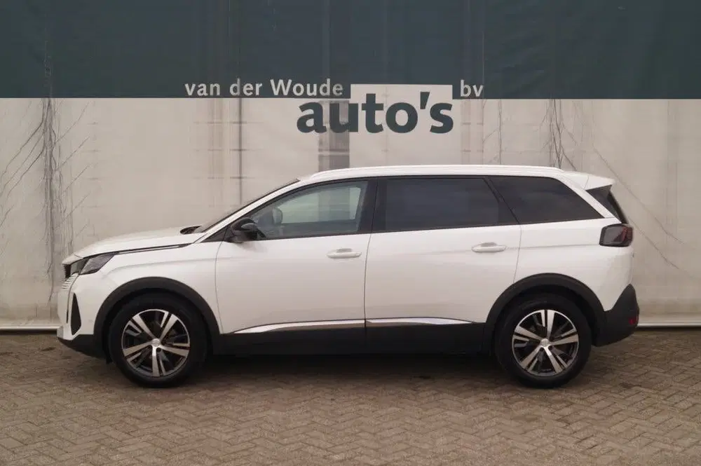 Peugeot 5008 1.2 PureTech Allure Pack Business 7-persoo uit 2022